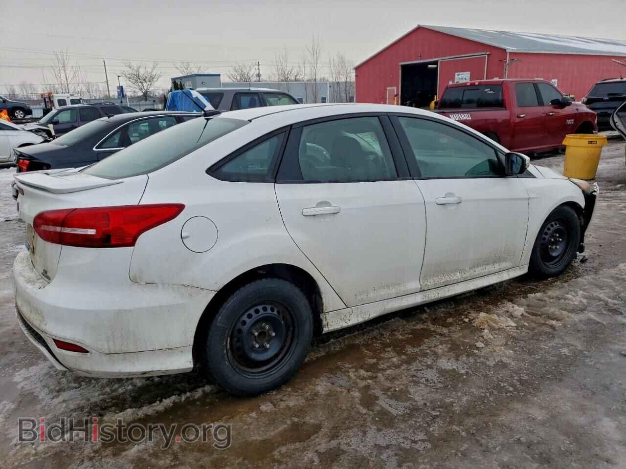 2016 FORD FOCUS - VIN: 1FADP3F23GL303845 - Фото 3