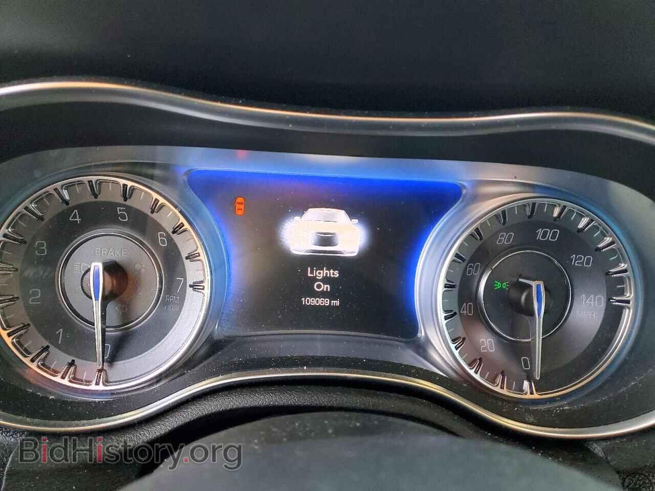 2015 CHRYSLER 300 - VIN: 2C3CCAAG3FH833127 - Фото 9