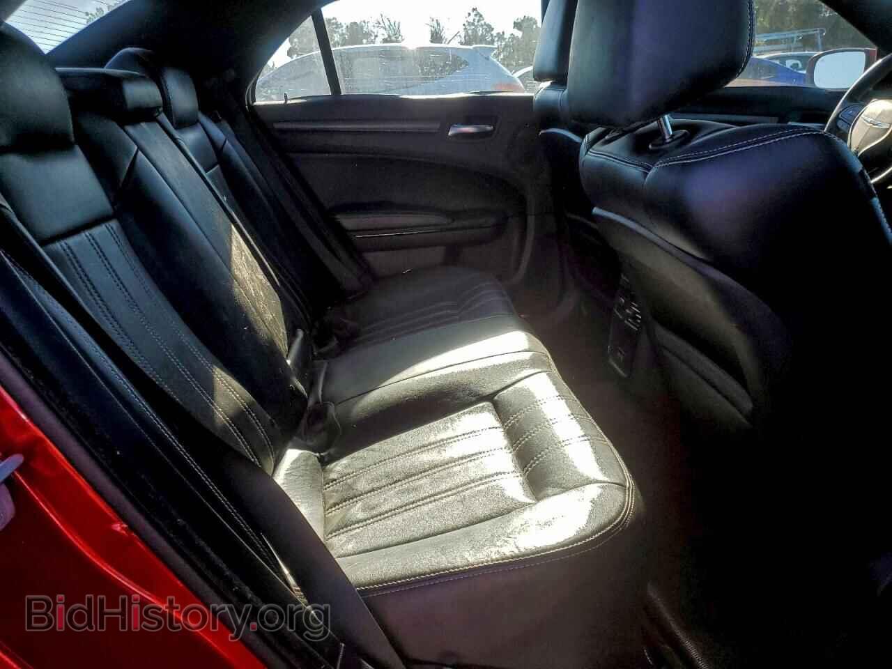 2015 CHRYSLER 300 - VIN: 2C3CCAGG3FH763779 - Фото 10