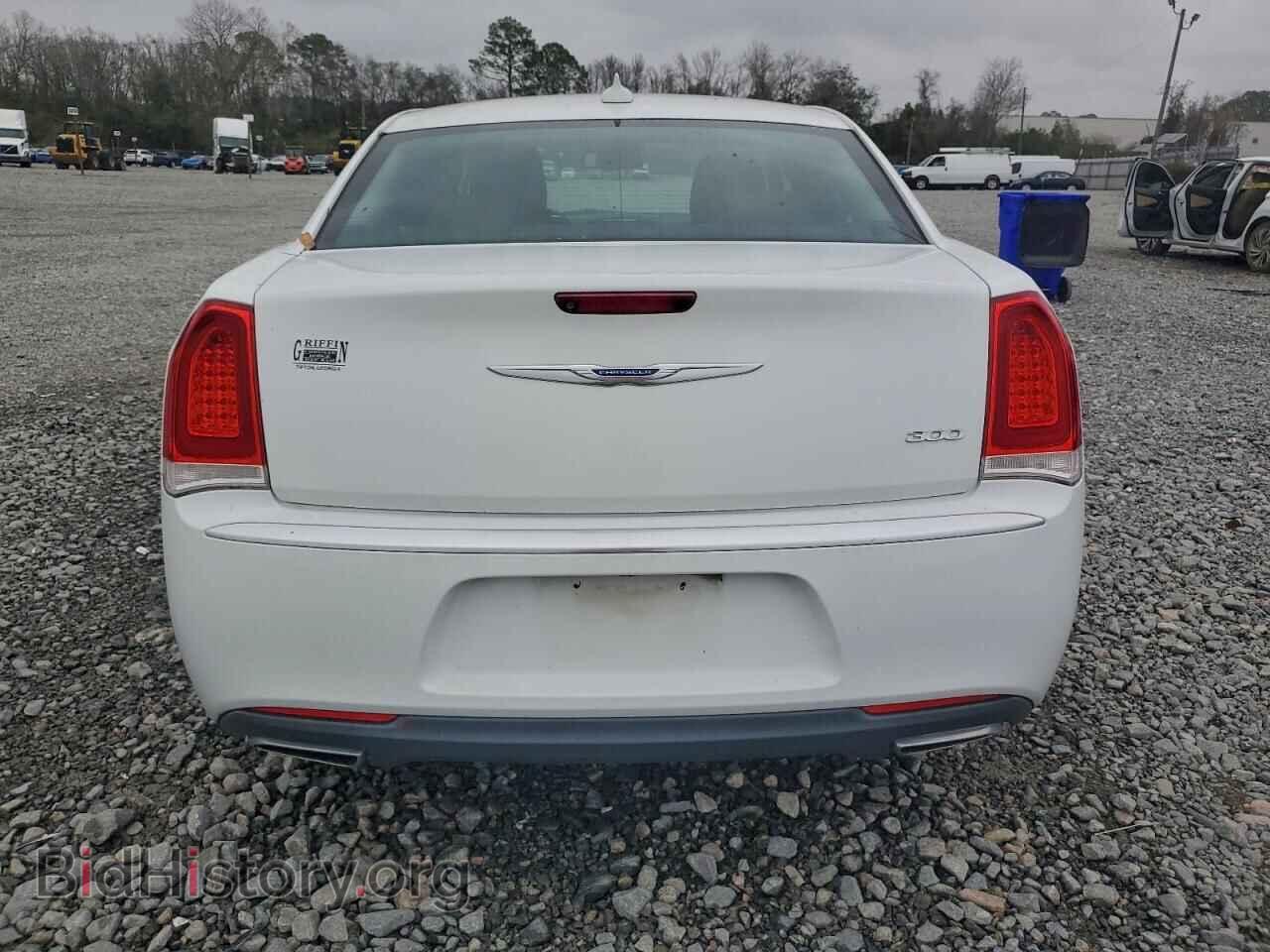 2018 CHRYSLER 300 - VIN: 2C3CCAAG2JH281838 - Фото 6