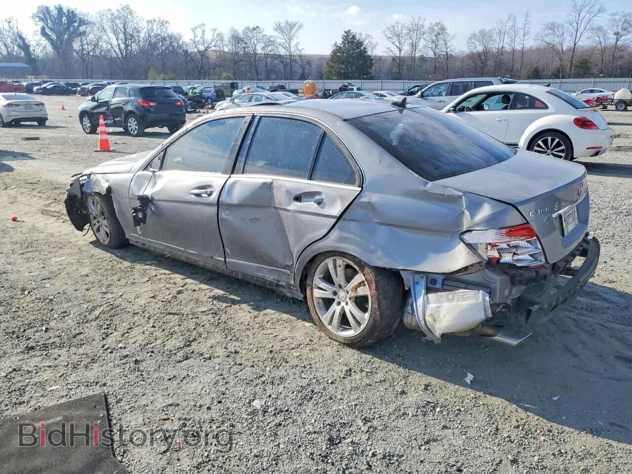 2011 MERCEDES-BENZ C-CLASS - VIN: WDDGF5EB3BR181216 - Фото 2