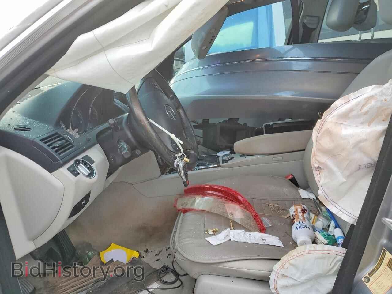 2011 MERCEDES-BENZ C-CLASS - VIN: WDDGF5EB3BR181216 - Фото 7