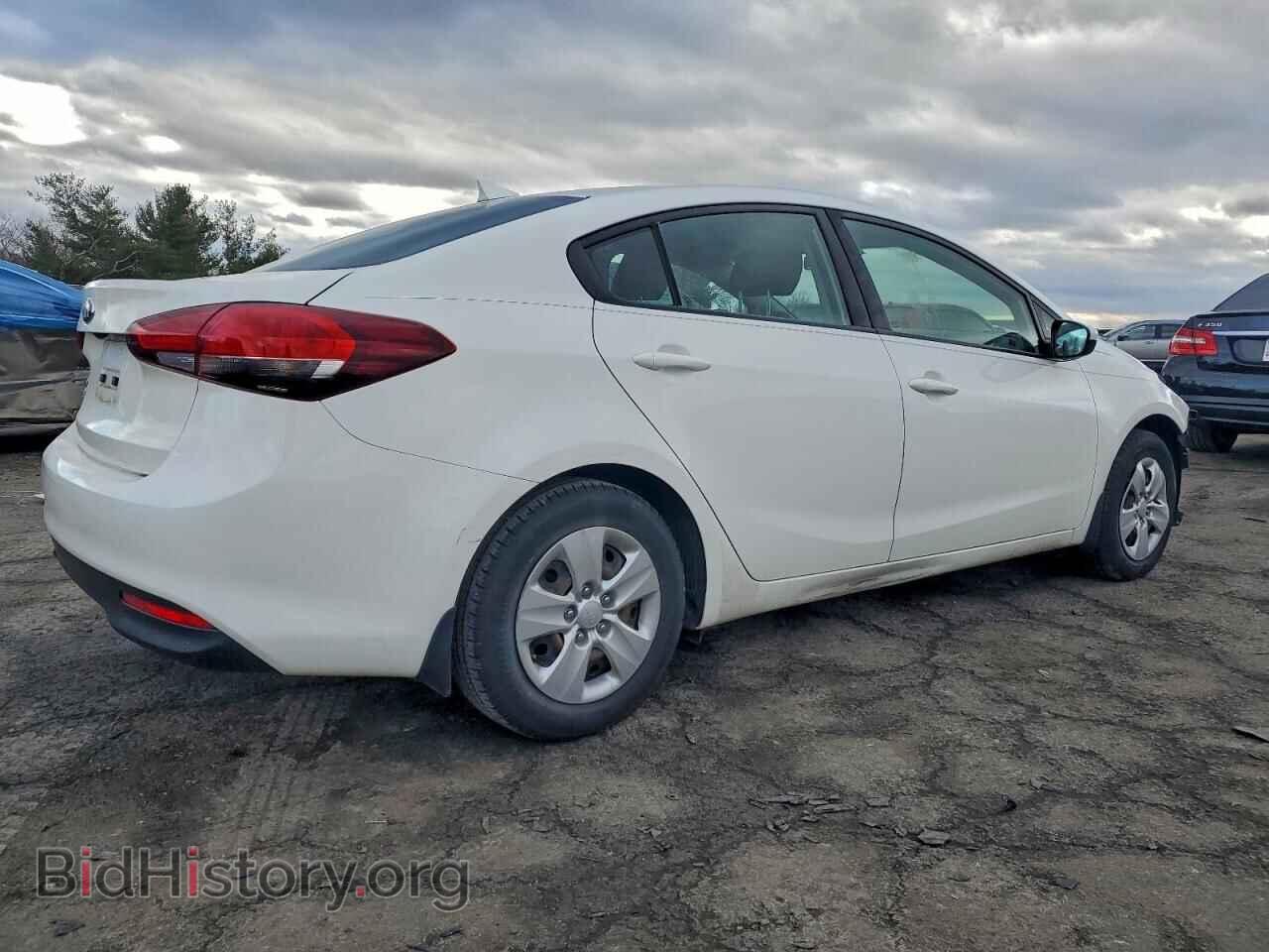 2018 KIA FORTE - VIN: 3KPFK4A71JE272833 - Фото 3