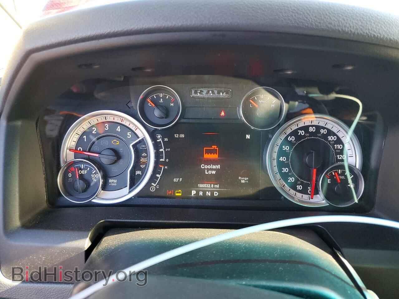 2015 RAM All Models - VIN: 3C6UR5DL1FG705460 - Фото 9