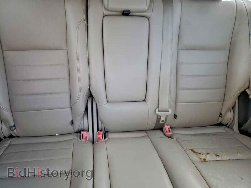 2014 Ford CMAX (VIN 1FADP5BU8EL505807) — photo 10 of 16