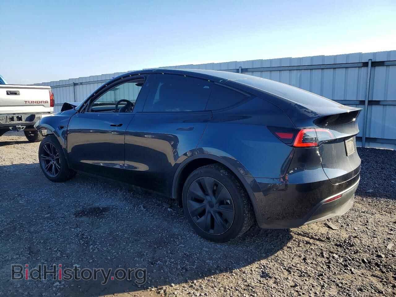 2024 TESLA MODEL Y - VIN: 7SAYGDED6RF201775 - Фото 2
