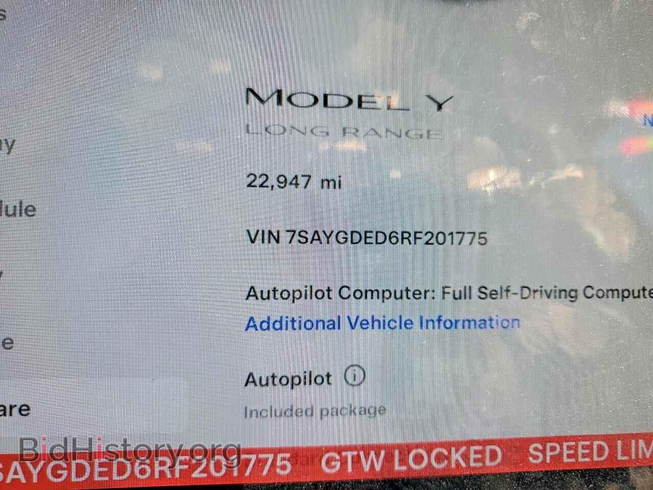 2024 TESLA MODEL Y - VIN: 7SAYGDED6RF201775 - Фото 9