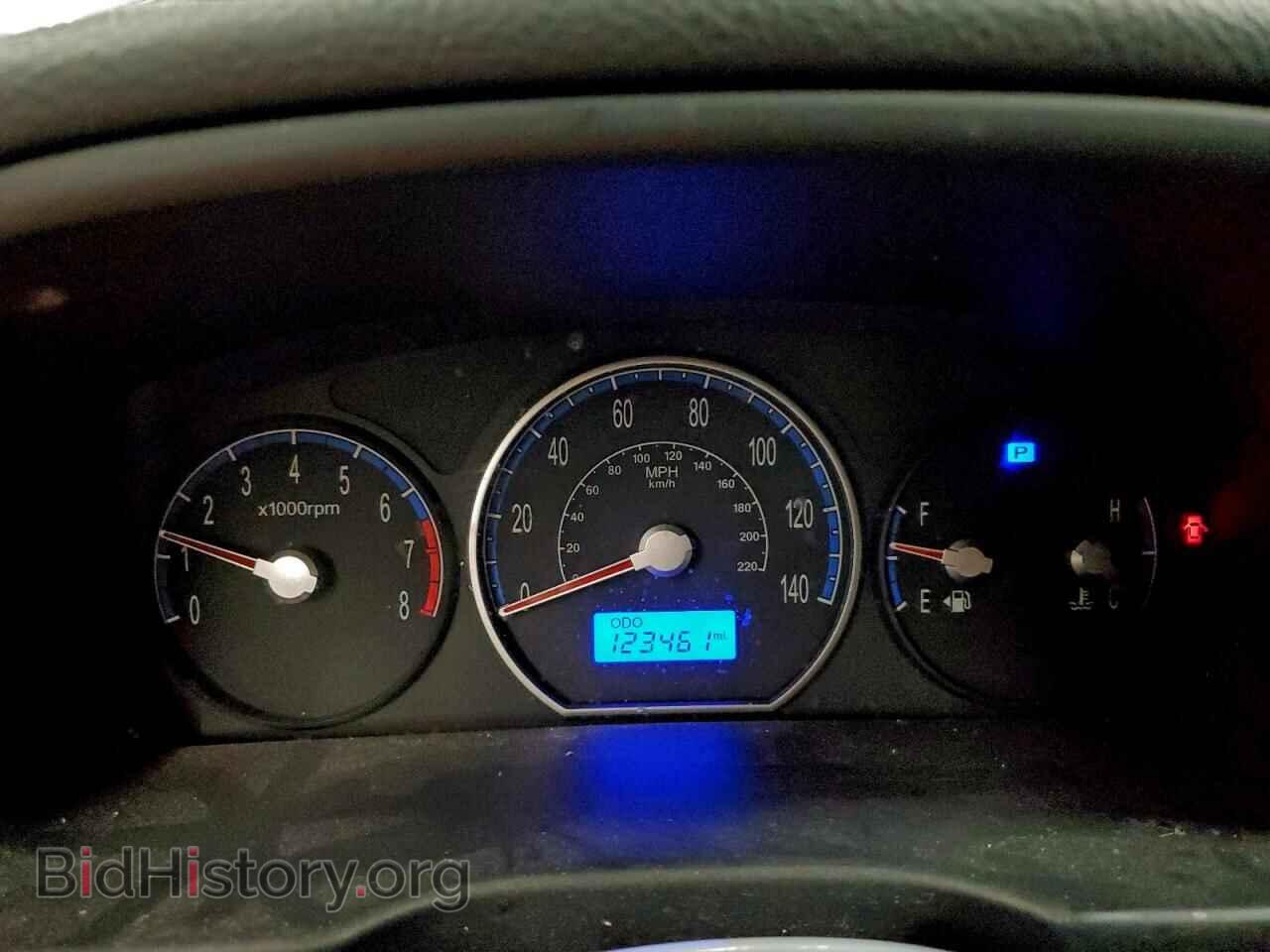 2009 HYUNDAI SANTA FE - VIN: 5NMSG13D39H319074 - Фото 9