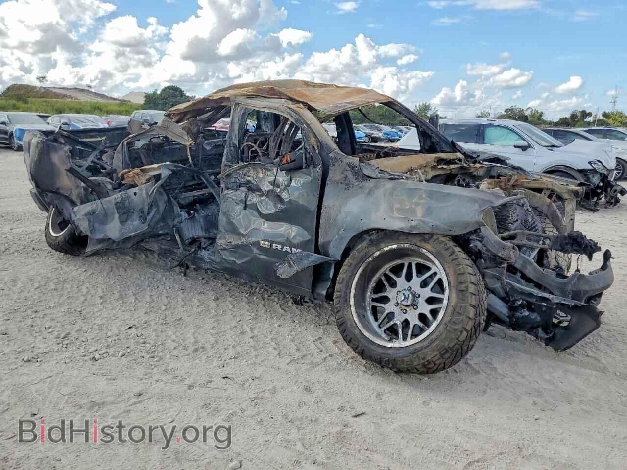 2019 RAM 1500 - VIN: 1C6SRFKTXKN838039 - Фото 4