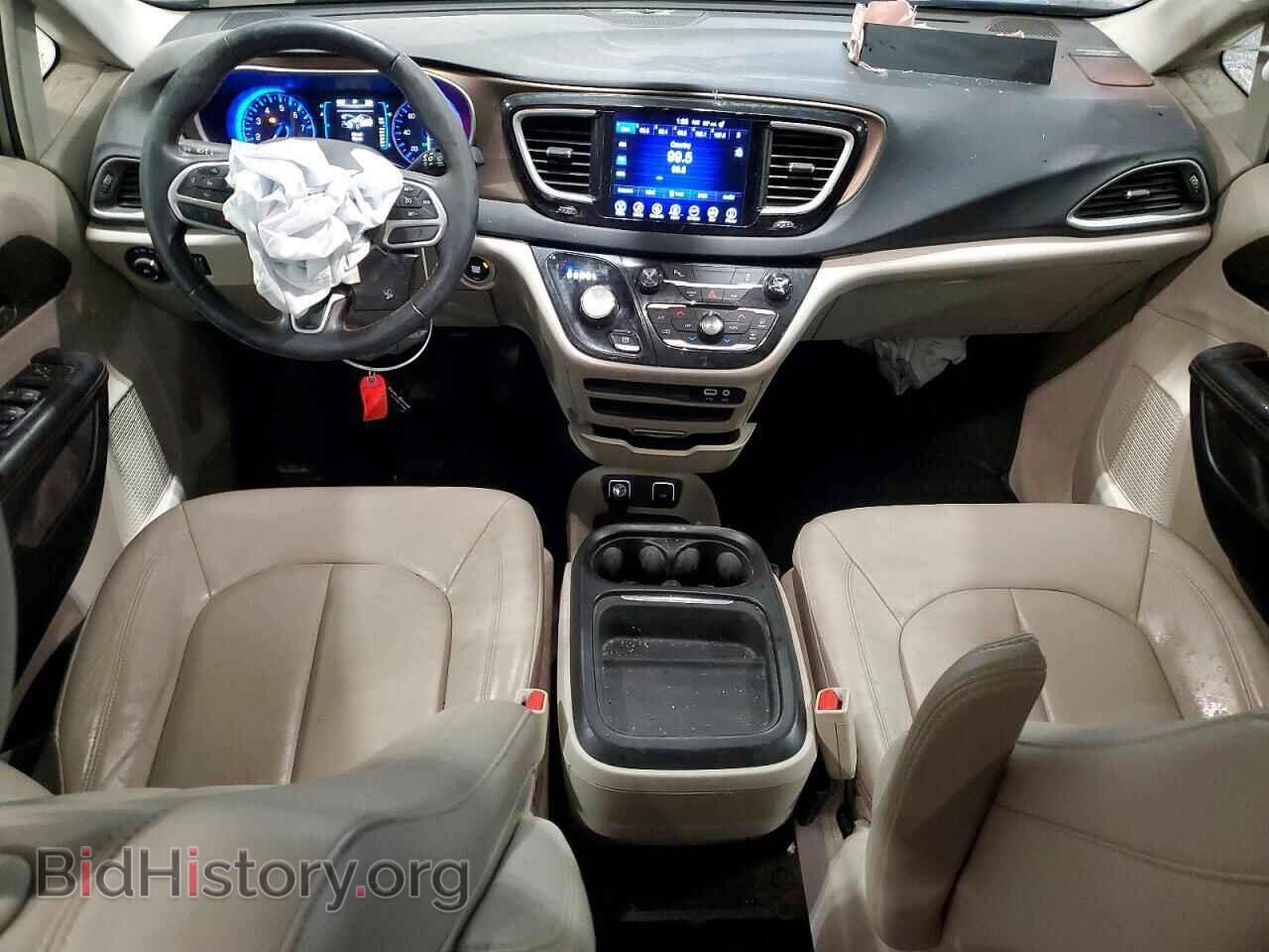 2017 CHRYSLER PACIFICA - VIN: 2C4RC1BG5HR512983 - Photo 8