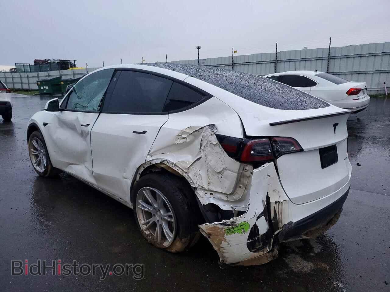 2023 TESLA MODEL Y - VIN: 7SAYGDEE1PF595708 - Фото 2