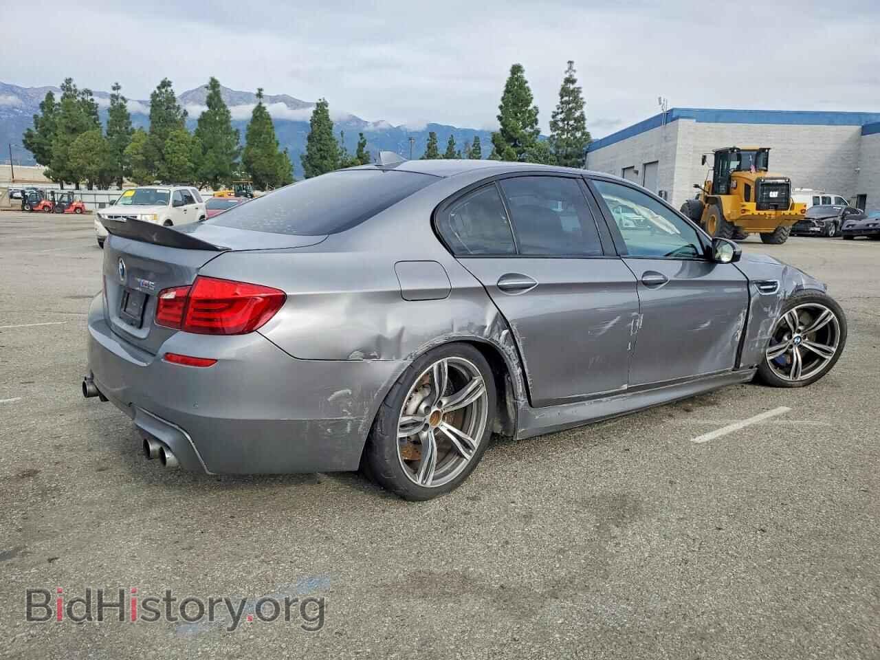 2013 BMW M5 - VIN: WBSFV9C54DD095984 - Фото 3