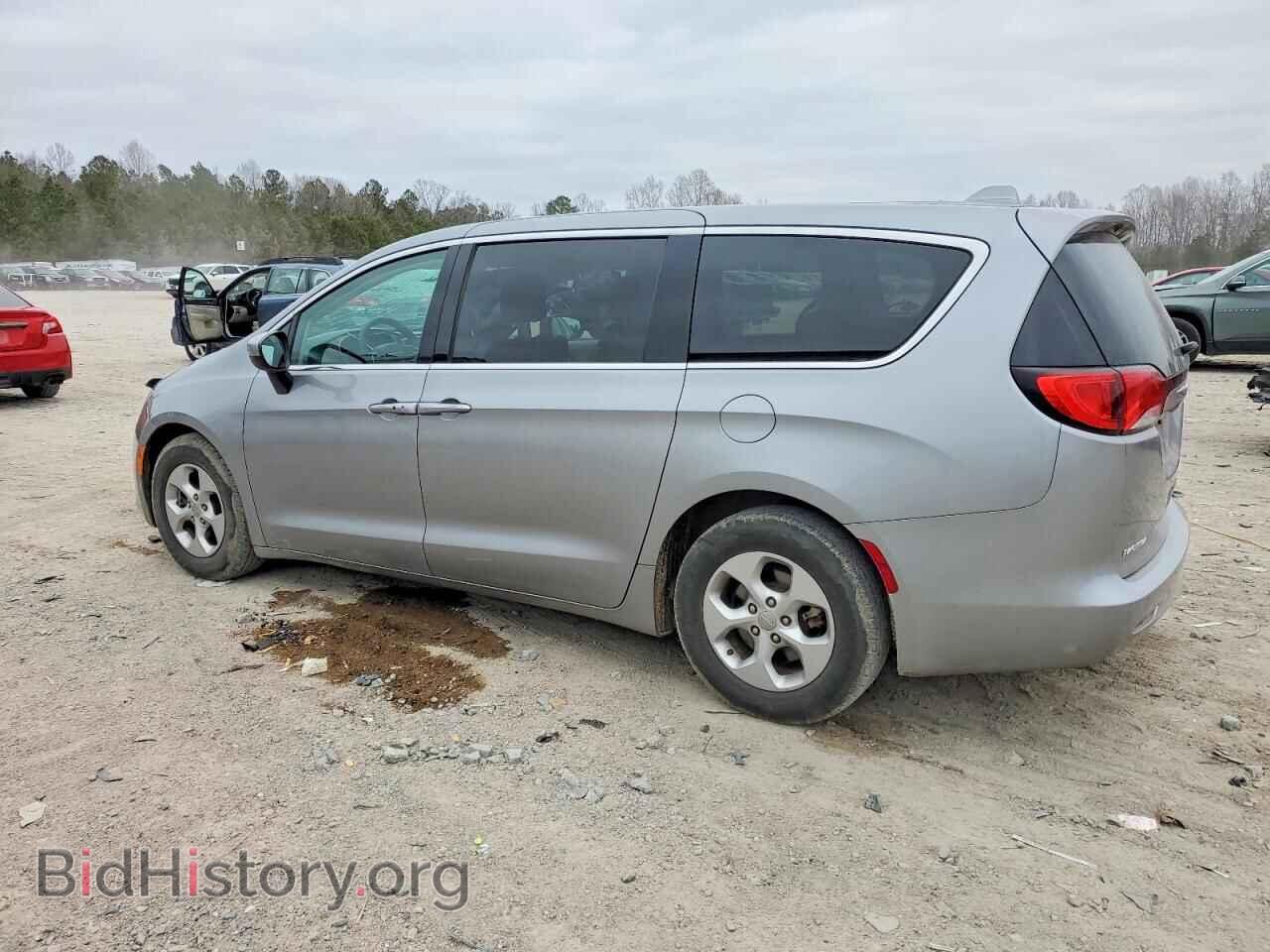 2017 CHRYSLER PACIFICA - VIN: 2C4RC1CG8HR531607 - Фото 2