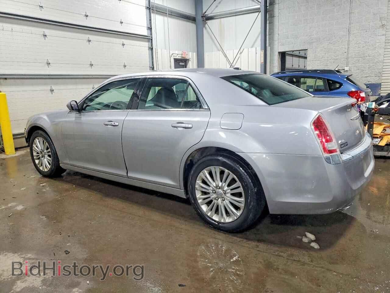2014 CHRYSLER 300 - VIN: 2C3CCARGXEH201244 - Фото 2