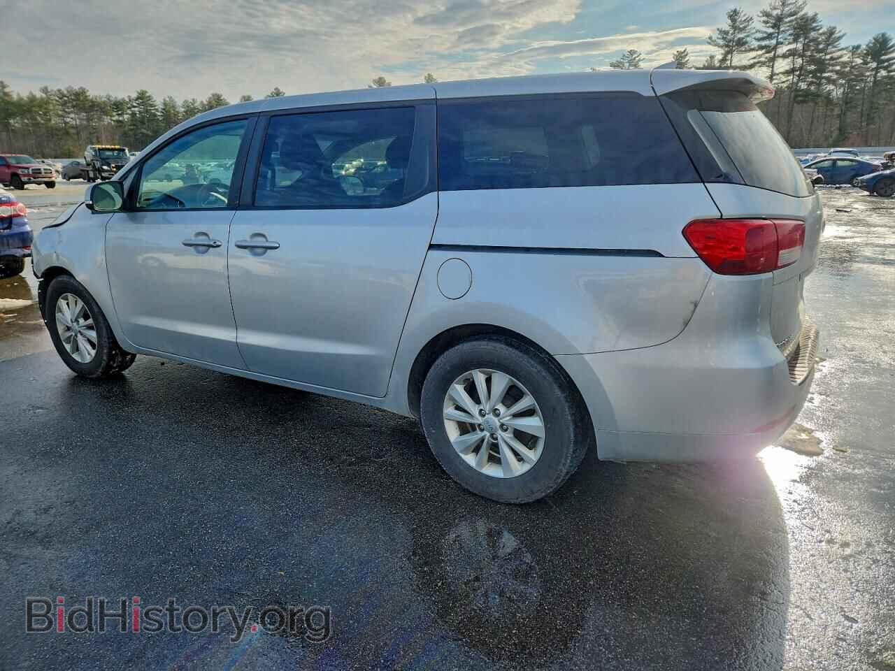 2017 KIA All Models - VIN: KNDMB5C12H6227163 - Фото 2