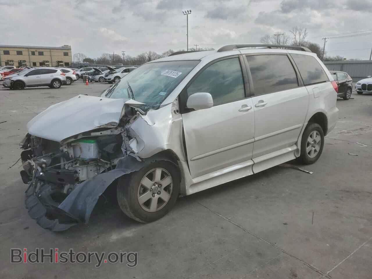 Photo 5TDZK22C77S070901 - TOYOTA All Models 2007