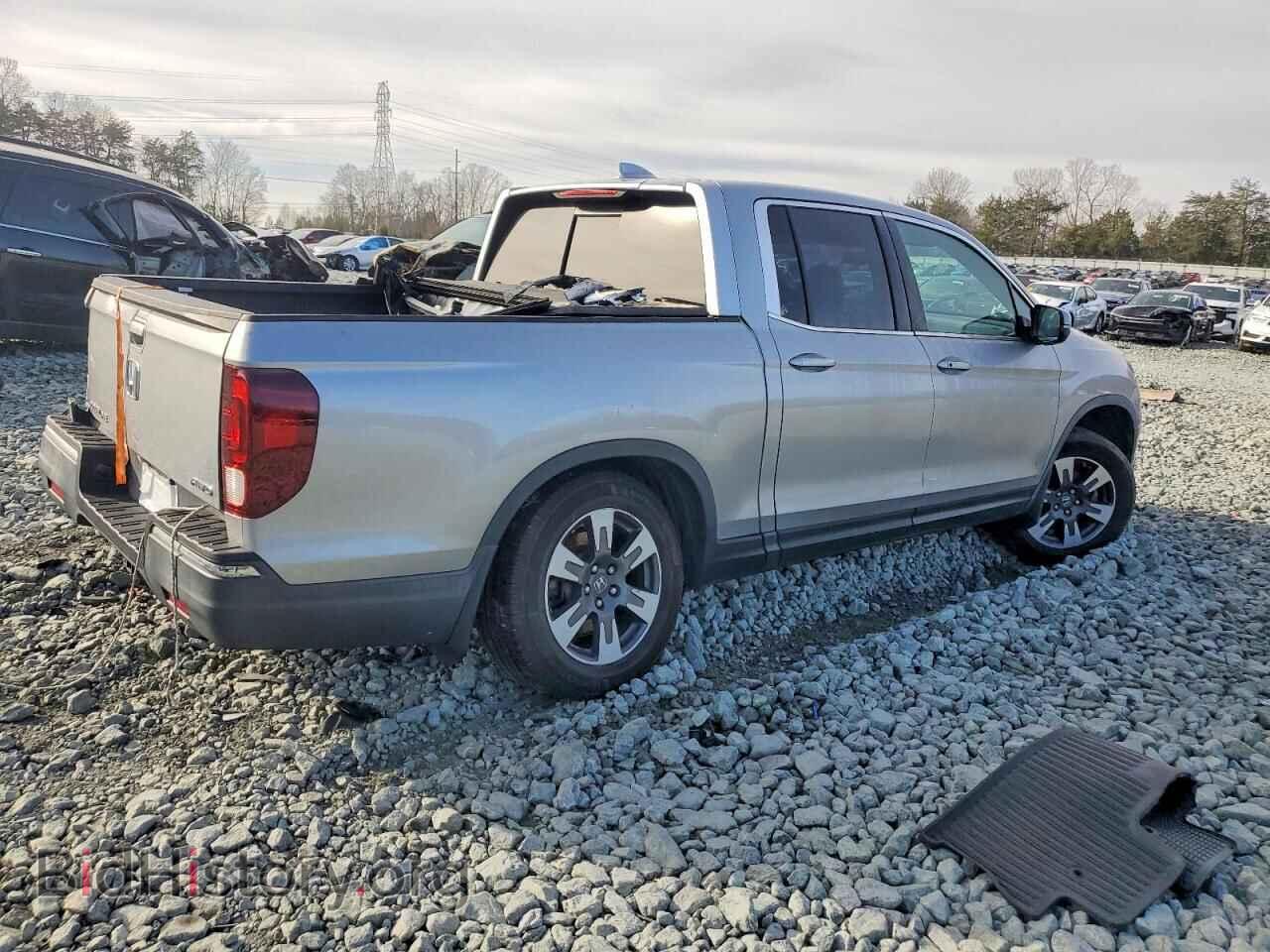 2019 HONDA RIDGELINE - VIN: 5FPYK3F56KB023585 - Фото 3