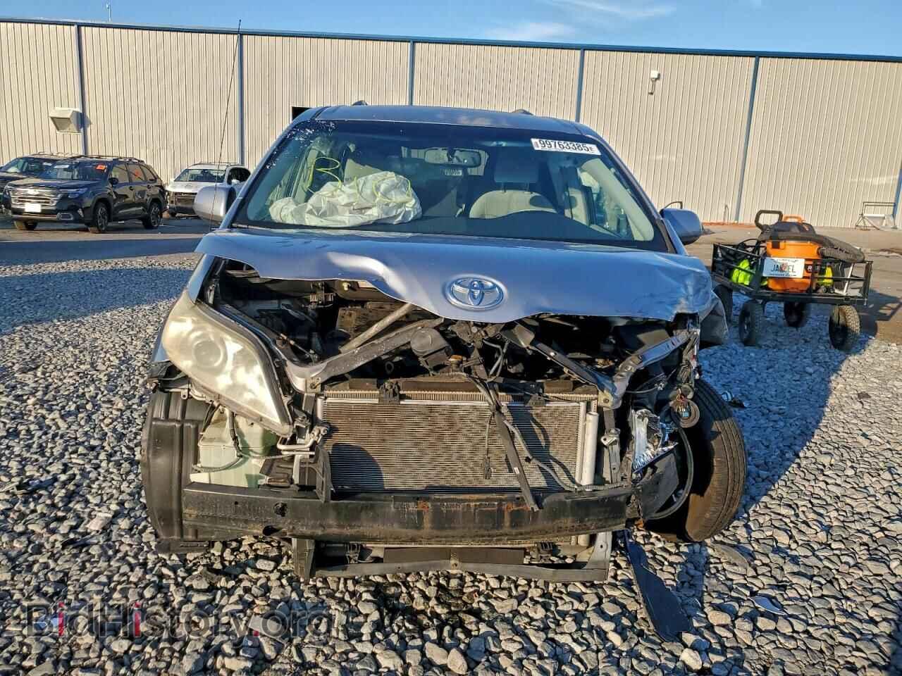 2011 TOYOTA All Models - VIN: 5TDKK3DC5BS080825 - Photo 5