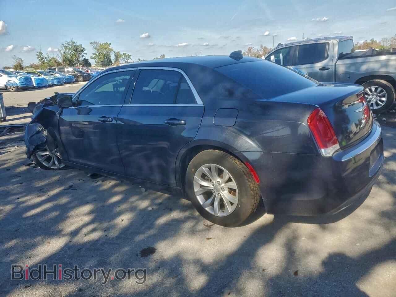 2016 CHRYSLER 300 - VIN: 2C3CCAAG0GH147449 - Photo 2