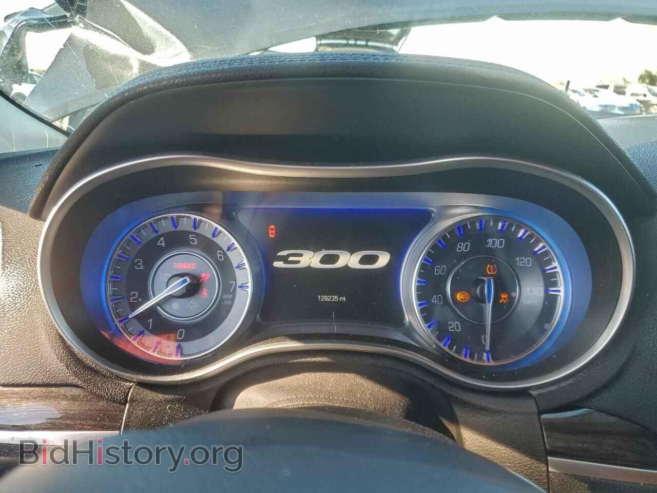2016 CHRYSLER 300 - VIN: 2C3CCAAG0GH147449 - Photo 9