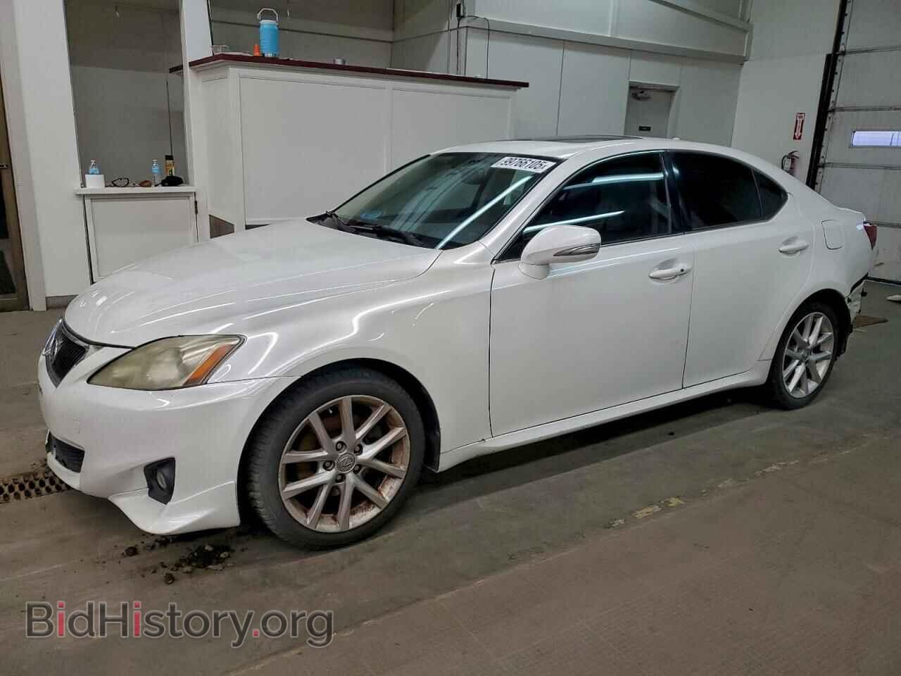 Photo JTHBF5C20C5172438 - LEXUS IS 2012