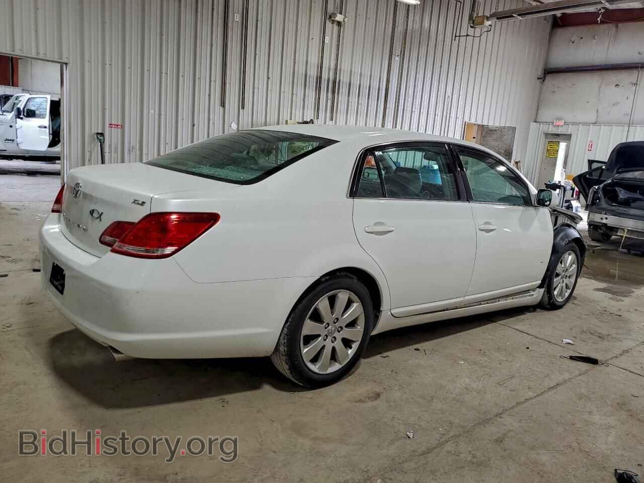 2005 TOYOTA AVALON - VIN: 4T1BK36B65U013473 - Фото 3