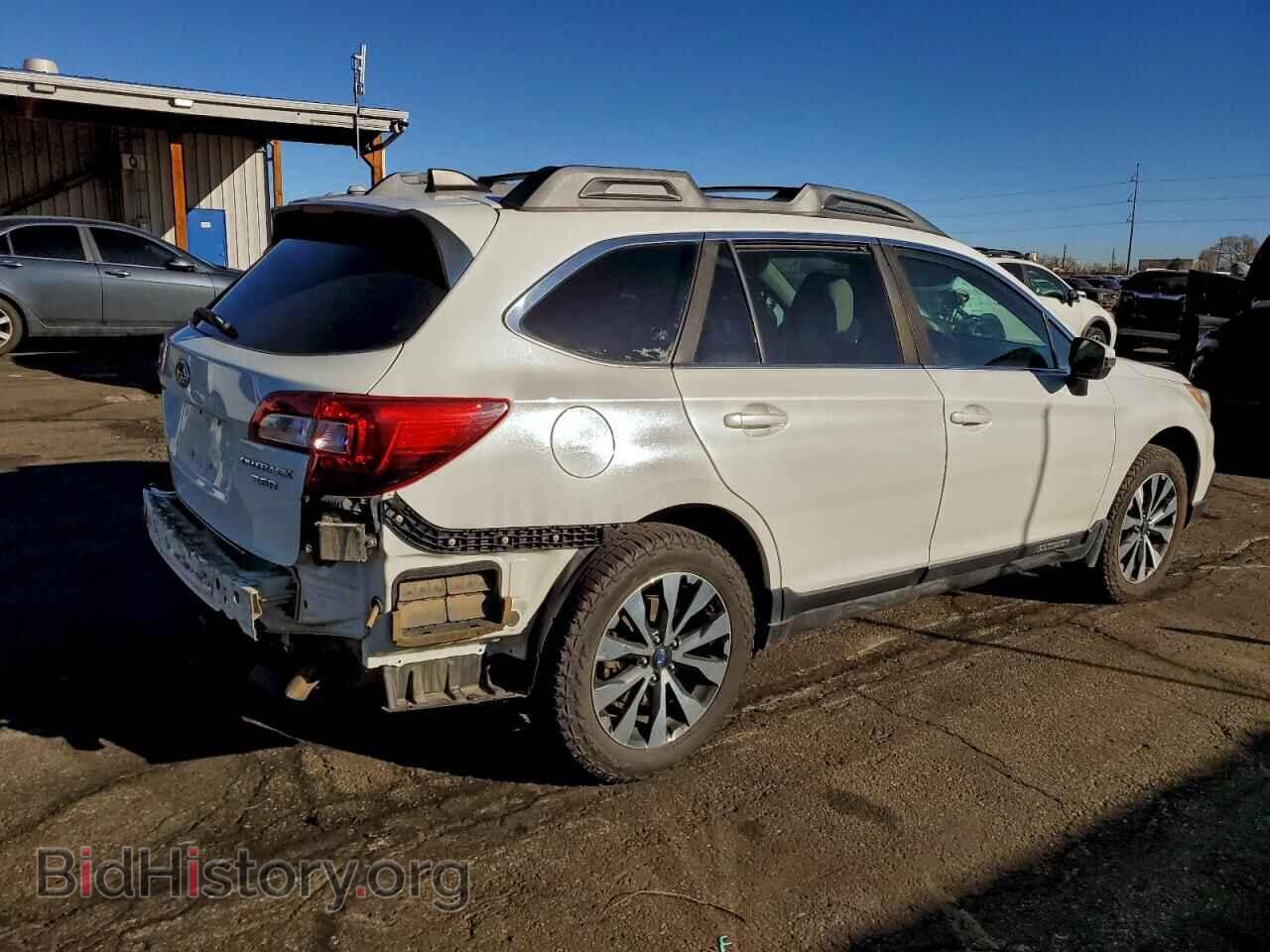2017 SUBARU OUTBACK - VIN: 4S4BSEKC8H3310944 - Фото 3