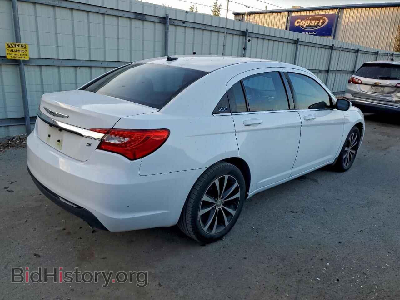2013 CHRYSLER 200 - VIN: 1C3CCBBG8DN728981 - Photo 3