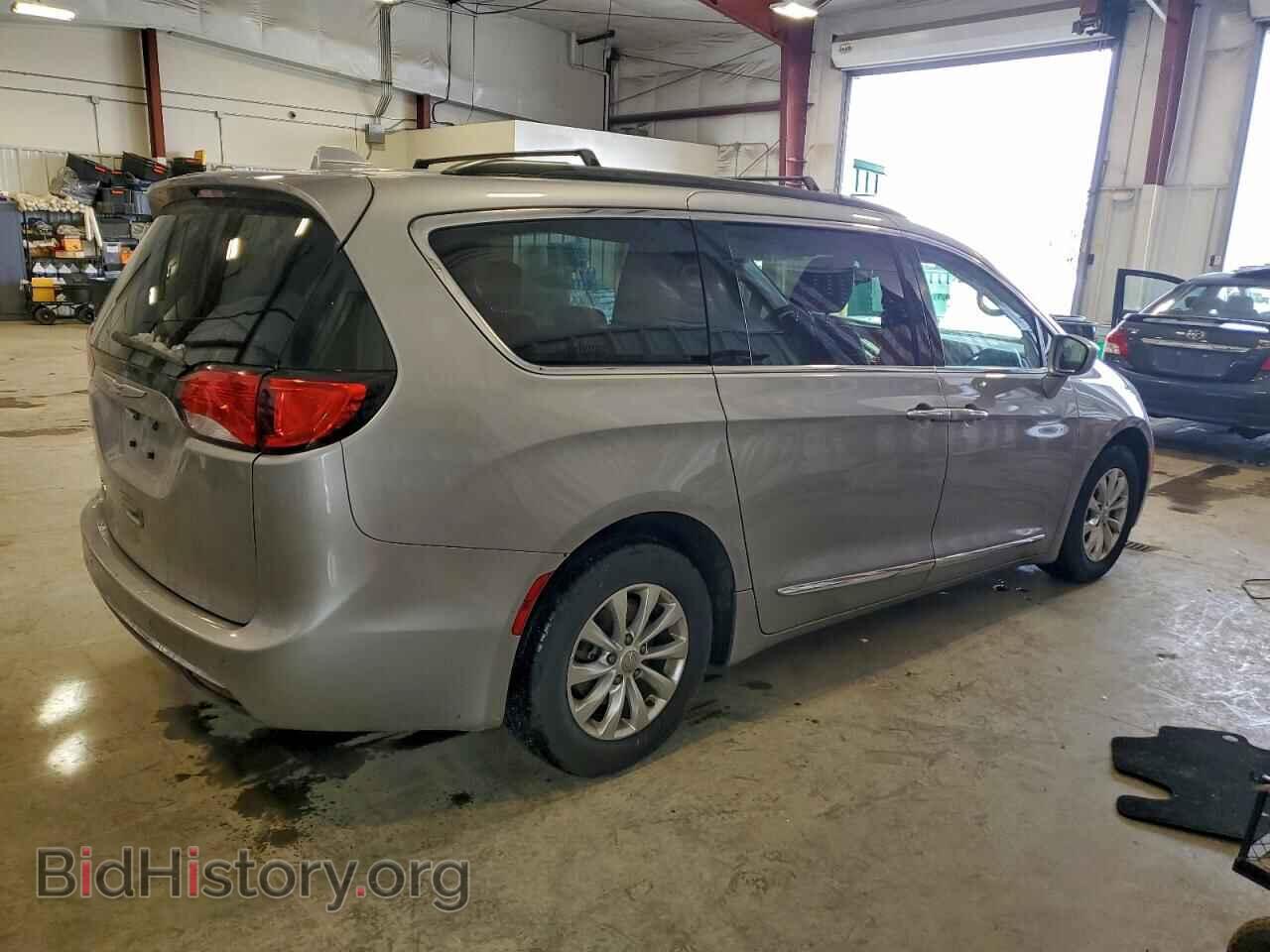 2017 CHRYSLER PACIFICA - VIN: 2C4RC1BG2HR538666 - Фото 3