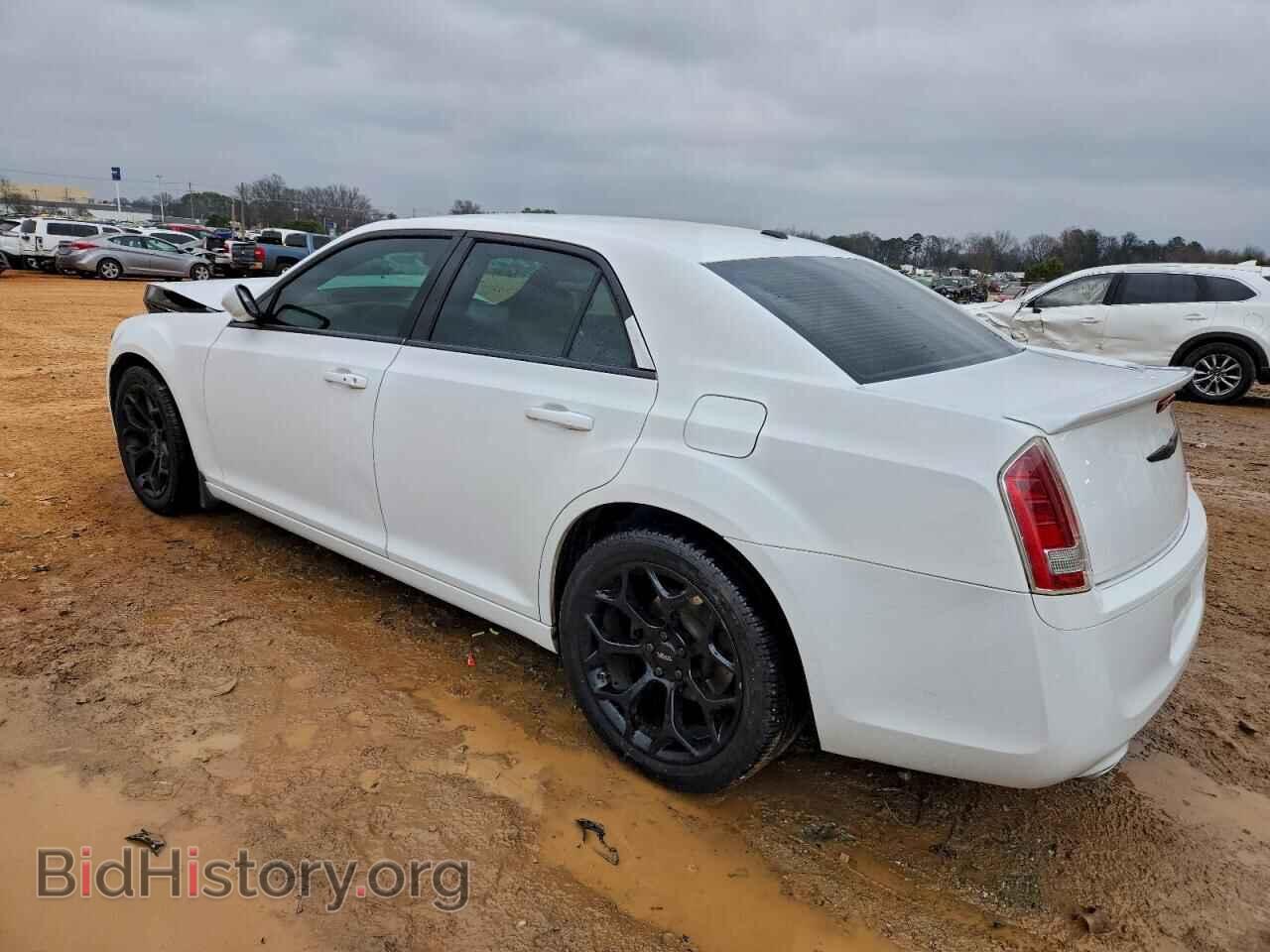 2013 CHRYSLER 300 - VIN: 2C3CCABG1DH658095 - Фото 2