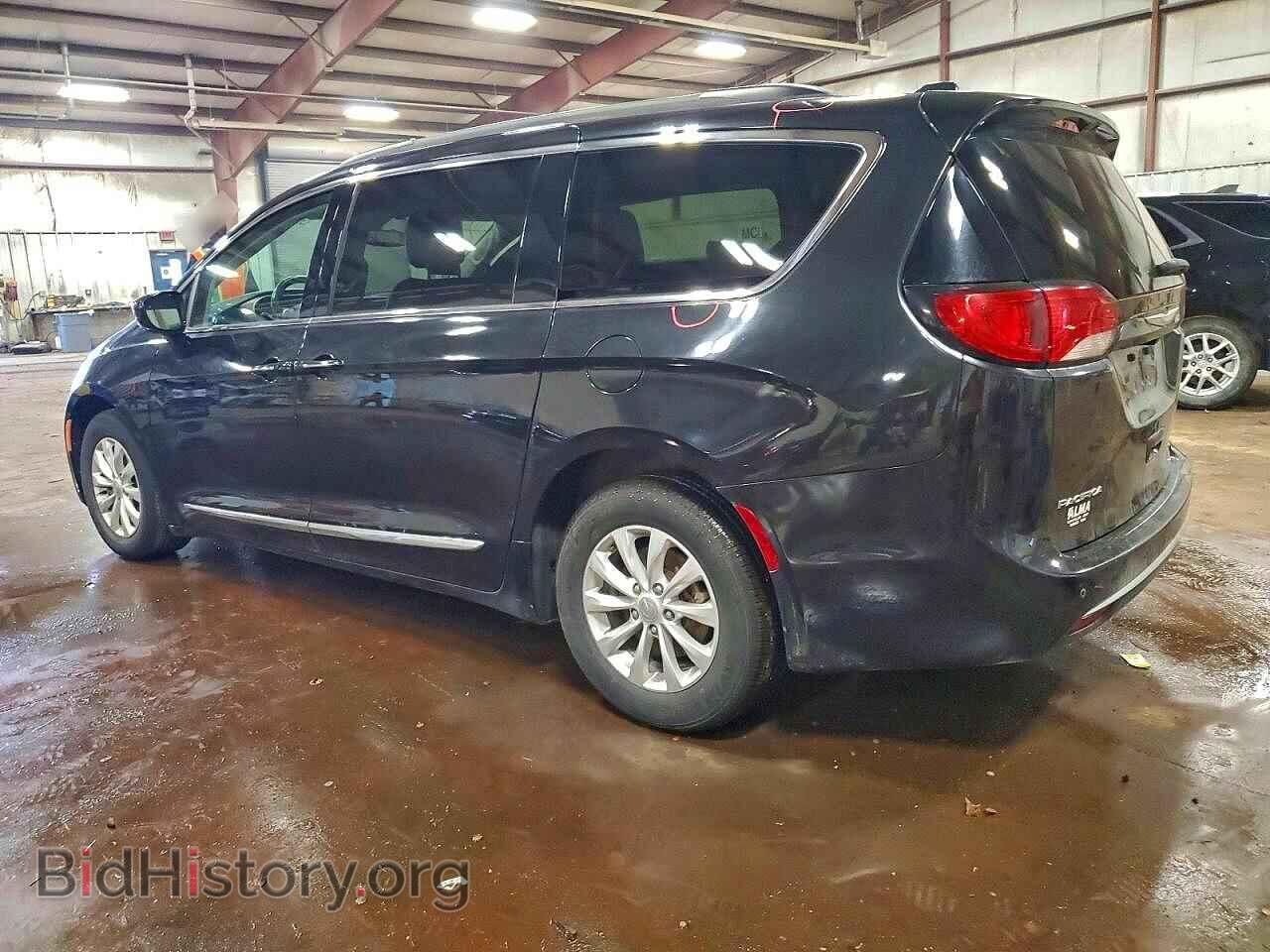 2017 CHRYSLER PACIFICA - VIN: 2C4RC1BG6HR524124 - Фото 2