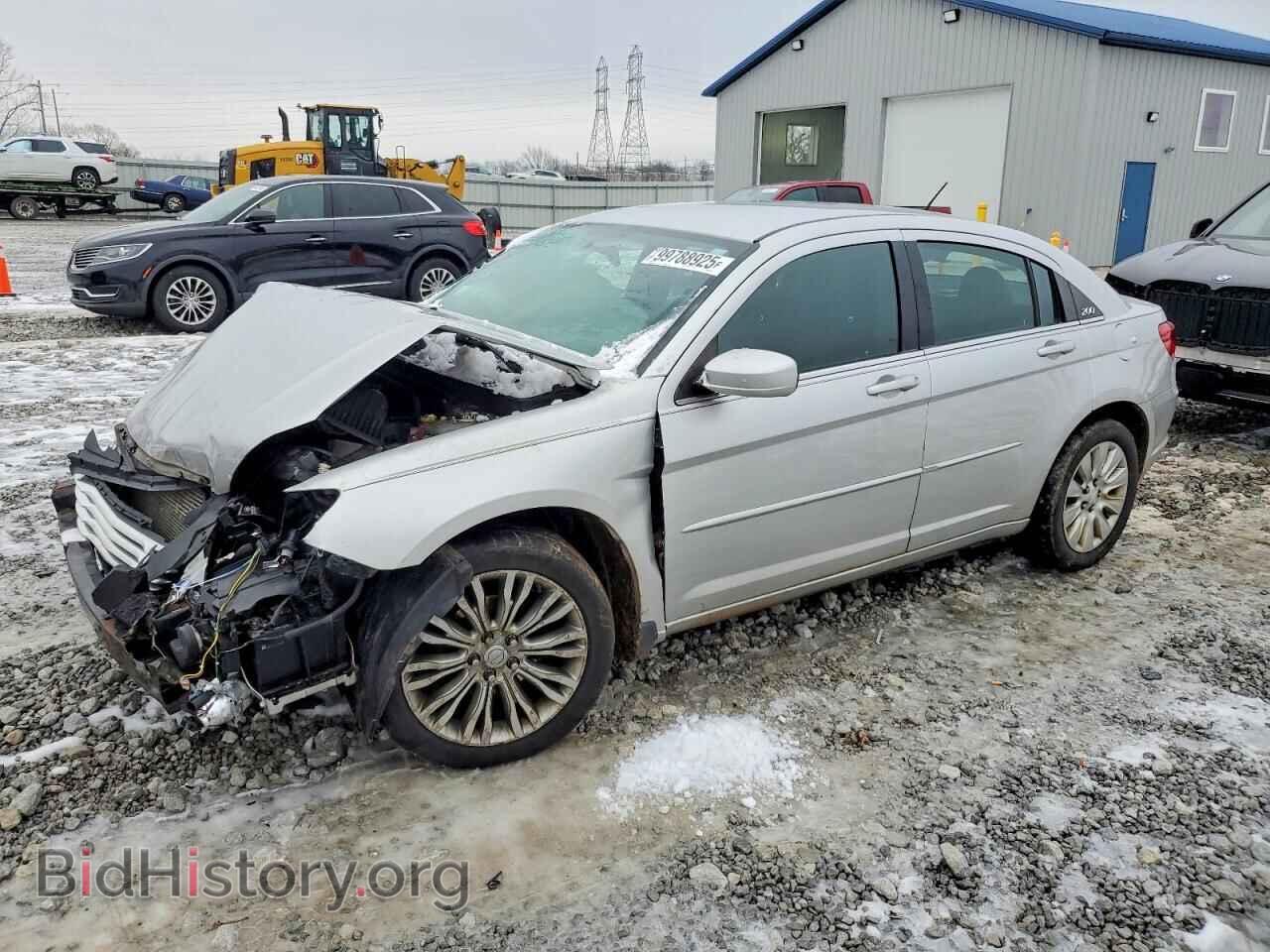 Photo 1C3BC4FB4BN552997 - CHRYSLER 200 2011