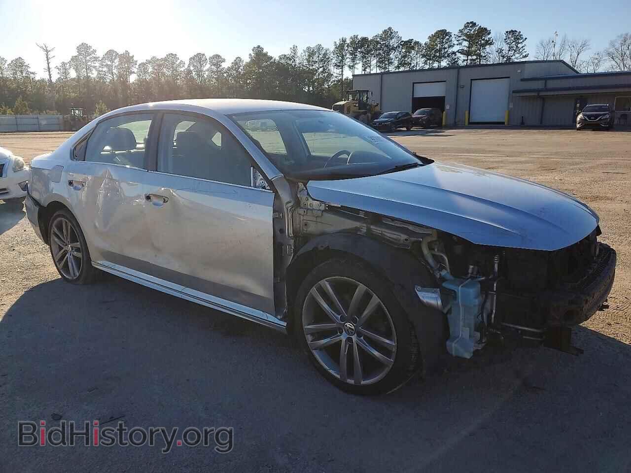 2018 VOLKSWAGEN PASSAT - VIN: 1VWAA7A33JC007718 - Фото 4