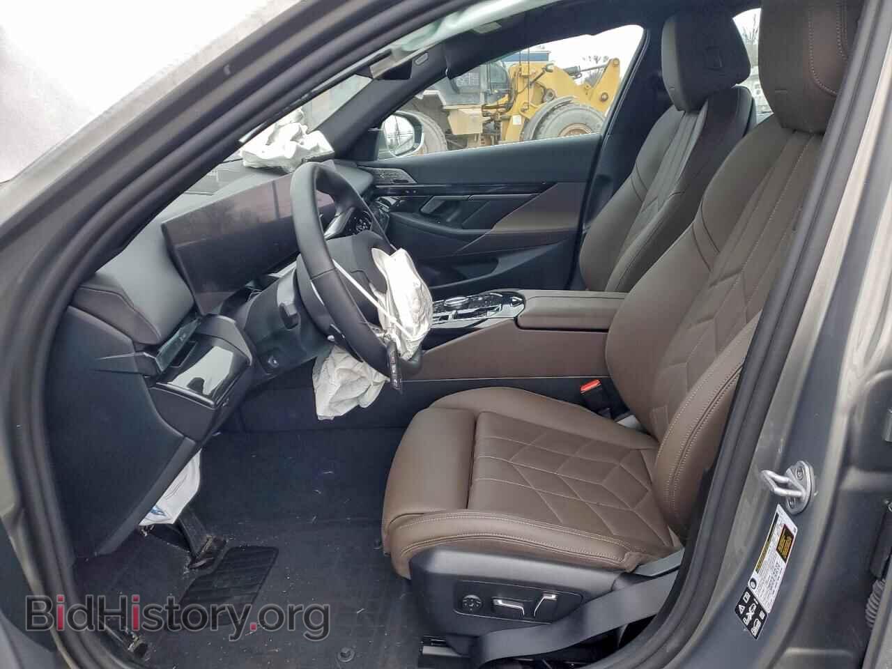 2025 BMW 5 SERIES - VIN: WBA63FJ07SCT68970 - Фото 7