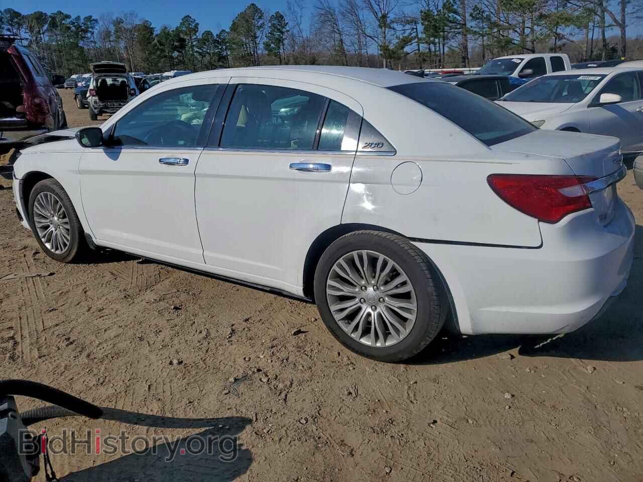2012 CHRYSLER 200 - VIN: 1C3CCBCB2CN303287 - Photo 2