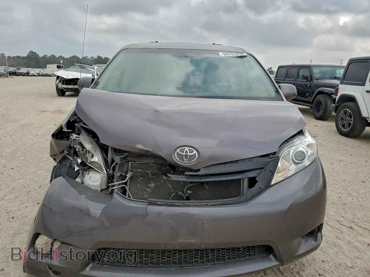 2011 TOYOTA All Models - VIN: 5TDKK3DC5BS110941 - Photo 5