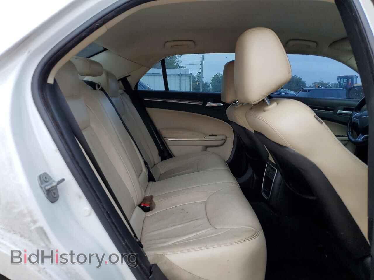 2015 CHRYSLER 300 - VIN: 2C3CCAAG6FH920729 - Фото 10