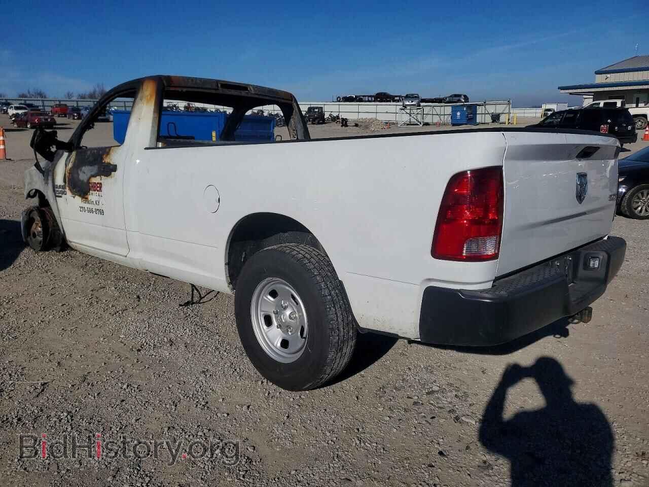 2023 RAM 1500 - VIN: 3C6JR7DG3PG666051 - Фото 2
