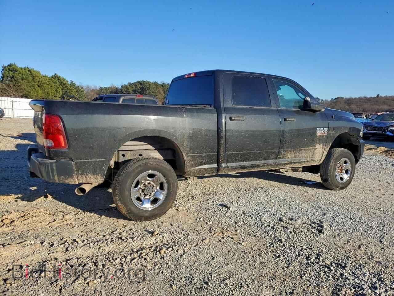 2018 RAM All Models - VIN: 3C6UR5CL0JG283921 - Photo 3