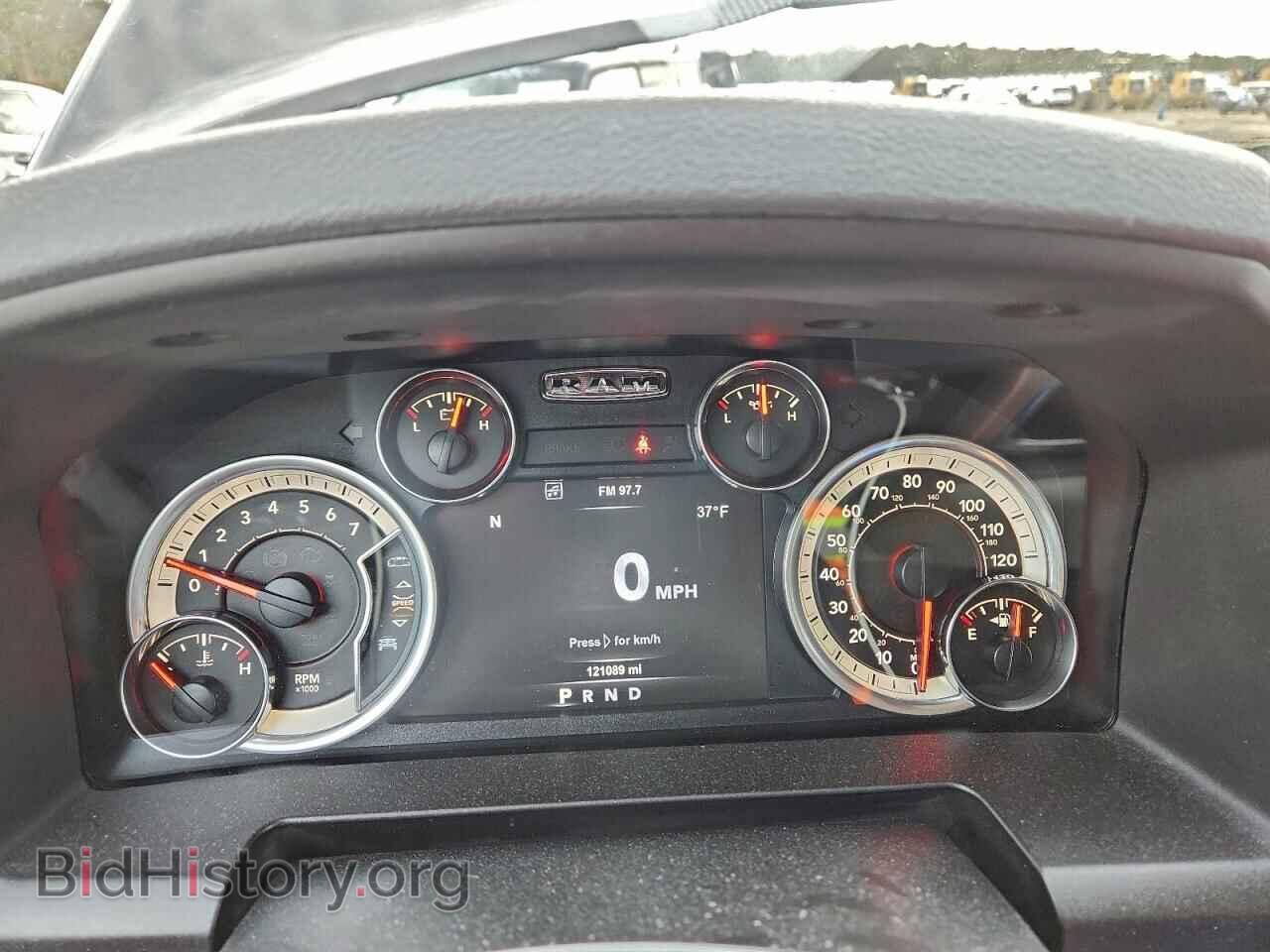 2018 RAM 1500 - VIN: 3C6RR7LT4JG226994 - Фото 9