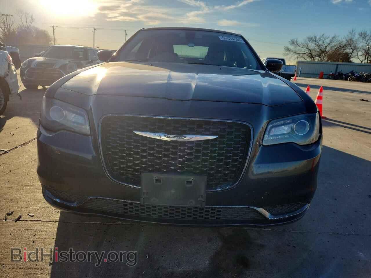 2019 CHRYSLER 300 - VIN: 2C3CCAAG7KH679161 - Фото 5