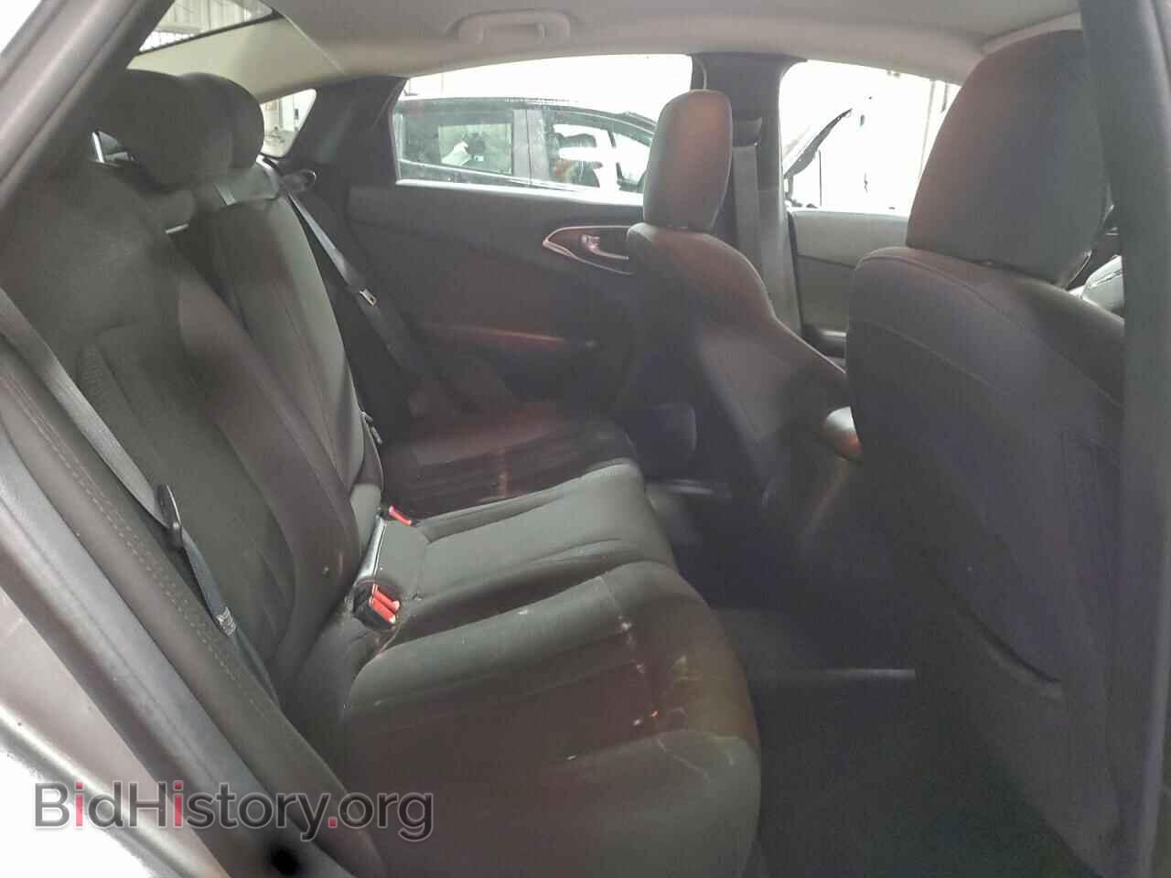 2016 CHRYSLER 200 - VIN: 1C3CCCFB3GN182129 - Photo 10