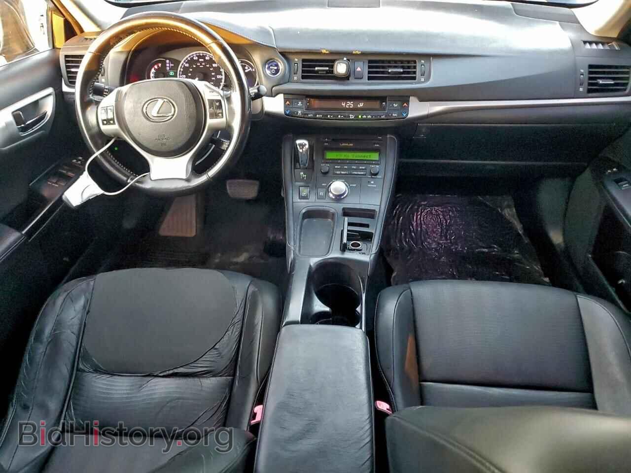 2011 LEXUS CT 200 - VIN: JTHKD5BH5B2019050 - Photo 8