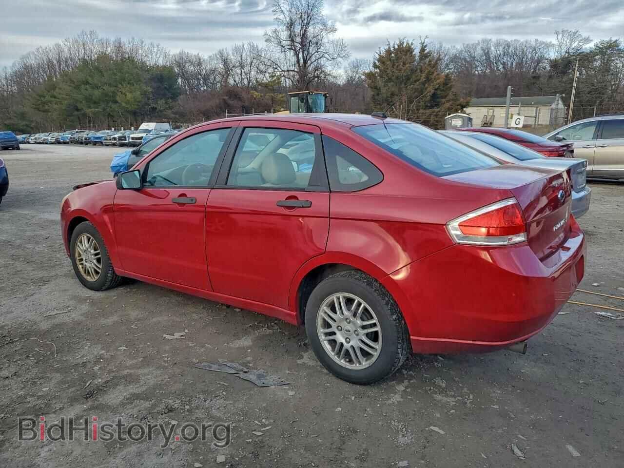 2011 FORD FOCUS - VIN: 1FAHP3FN5BW132499 - Фото 2
