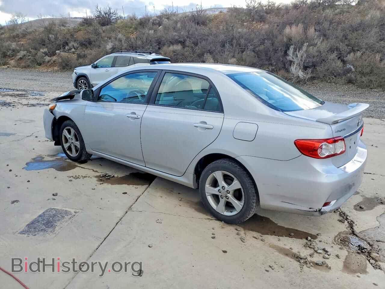 2011 TOYOTA COROLLA - VIN: 2T1BU4EE5BC644644 - Photo 2