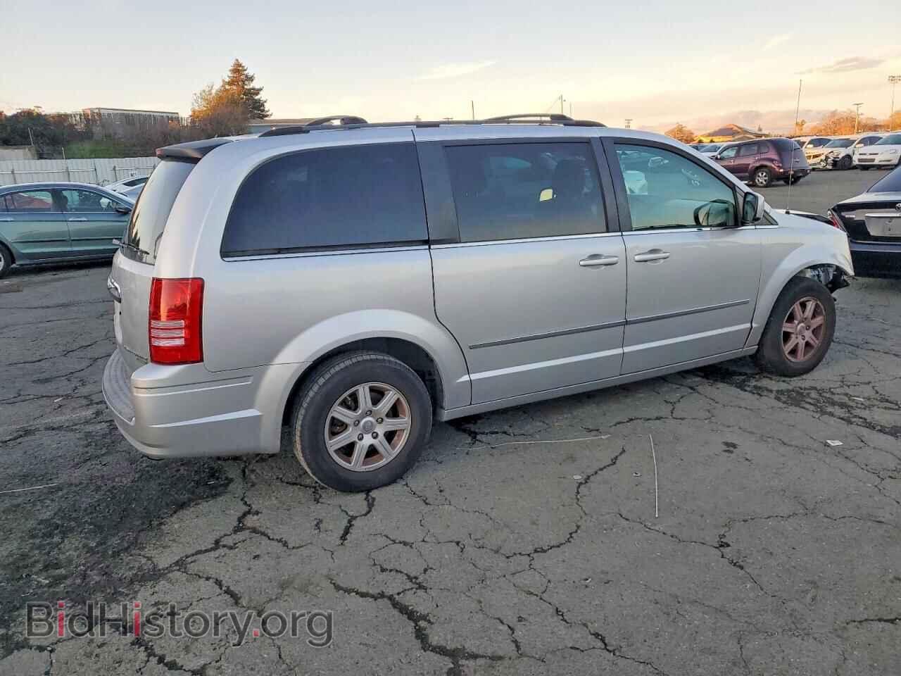 2010 CHRYSLER MINIVAN - VIN: 2A4RR5D16AR397745 - Фото 3