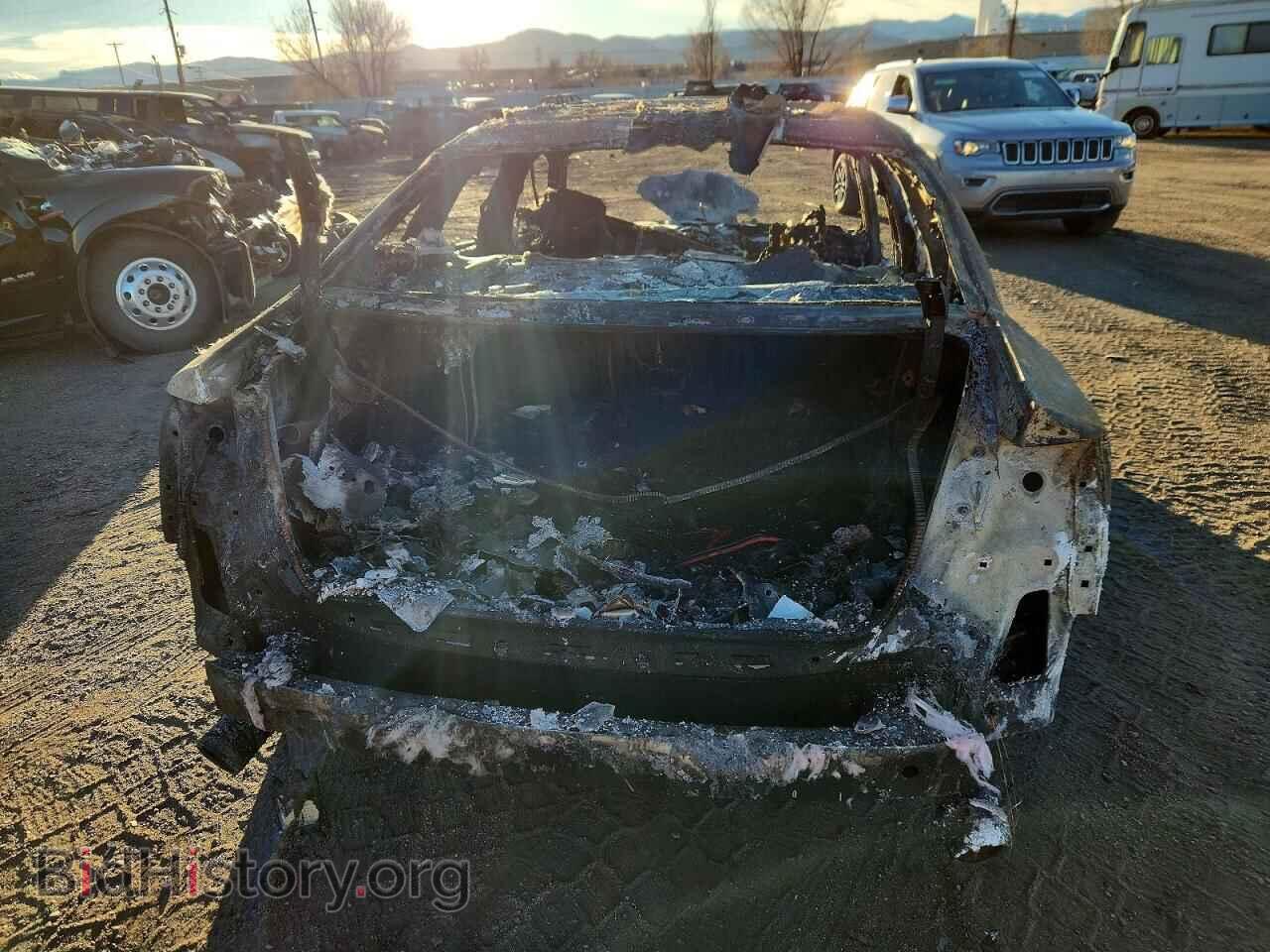 2013 AUDI A6 - VIN: WAUGFAFC1DN112879 - Фото 6