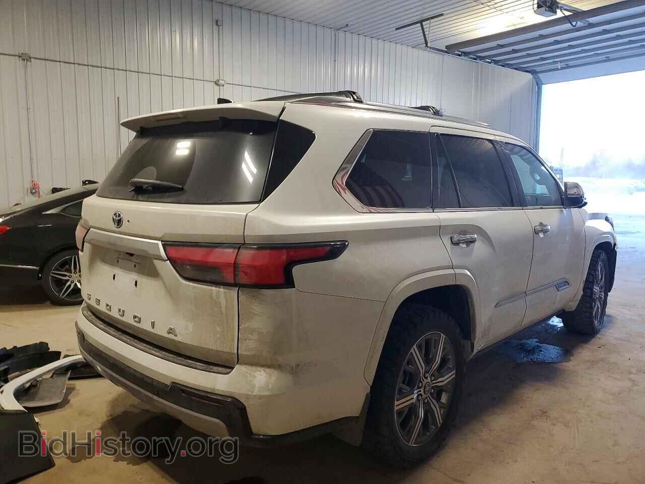 2023 TOYOTA SEQUOIA - VIN: 7SVAAABA8PX014264 - Фото 3
