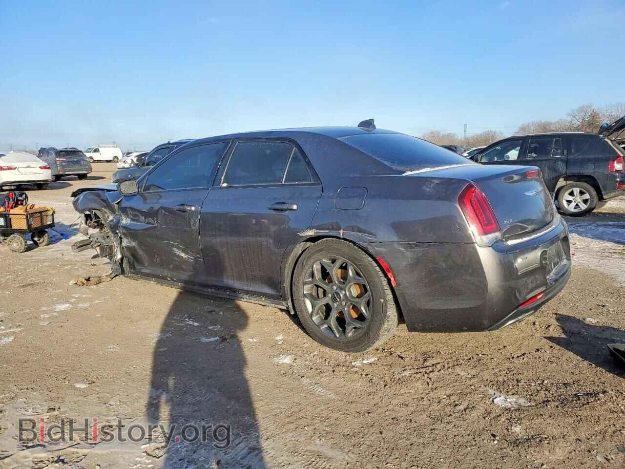 2015 CHRYSLER 300 - VIN: 2C3CCAGGXFH882977 - Фото 2