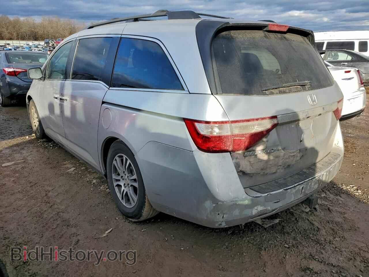 2011 HONDA All Models - VIN: 5FNRL5H43BB095693 - Фото 2